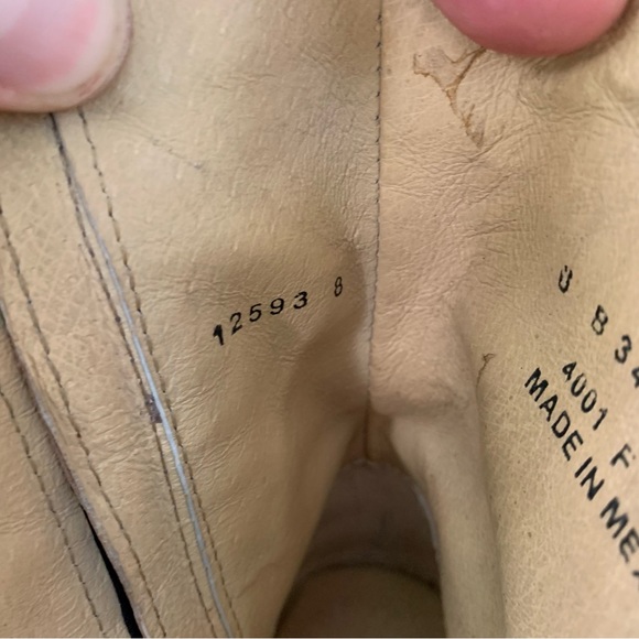 EUC Frye‎ Carson Lug Lace Up And Zip Dark Brown Boot Women's Size 6 B - Picture 13 of 15